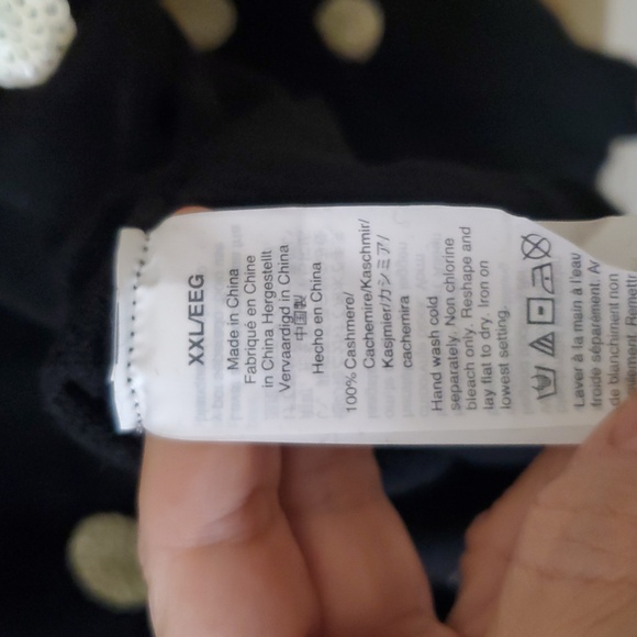 J Crew Everyday Cashmere Crewneck Sweater Sequin Polkadots In Black Size XXL NWT - Picture 8 of 11